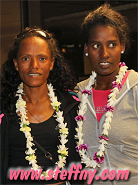 Die Kiros thiopierinnen beim Leis Empfang in Honolulu